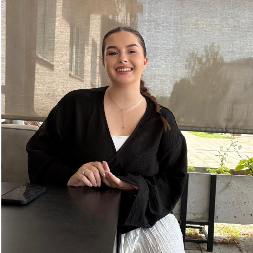 Мария Показываем Кавказ, каким его любят местные