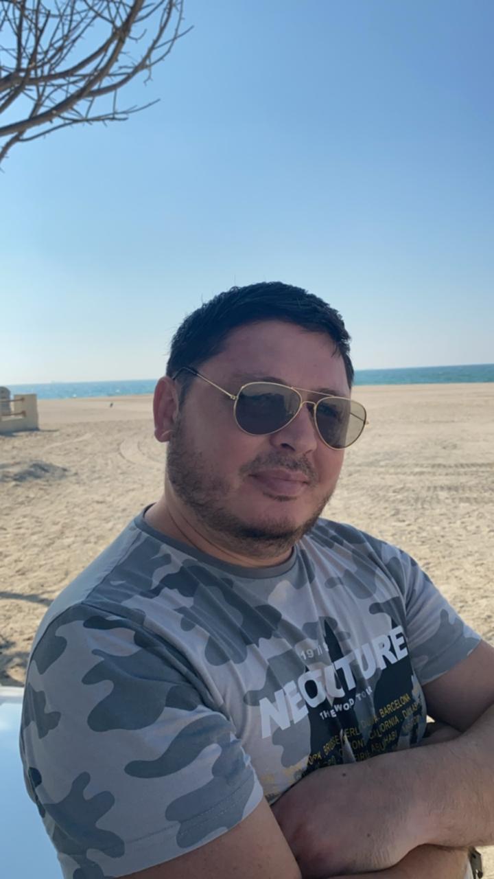 Далер Гид в Эмиратах