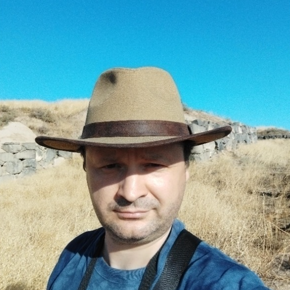 Павел Археолог и гид в Ереване