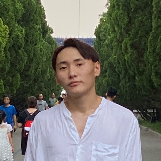 Джула Гид в Пекине