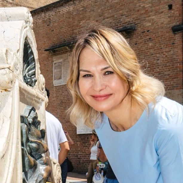 Юлия Гид в Болонье, Модене и Парме