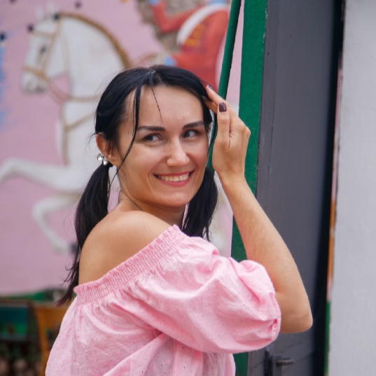 Валентина Аттестованный гид-журналист в Санкт-Петербурге