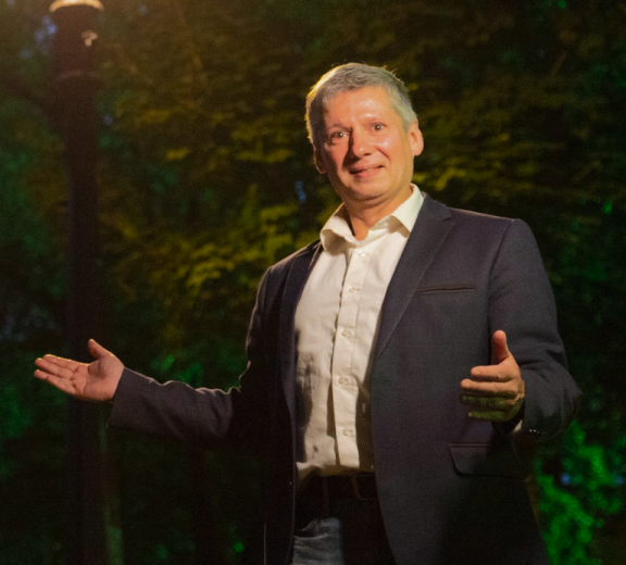 Алексей Инженер, автор экскурсии по истории освещения