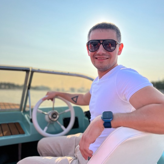 Александр