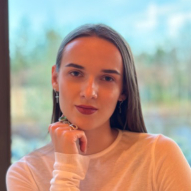 Люда Обухова