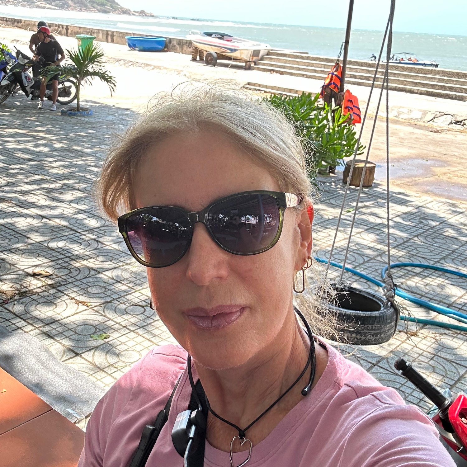 Элла Гид в Муйне, Фантьете, Далате, Хошимине (Сайгоне)