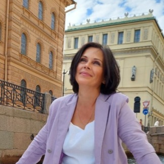 Элеонора Гид в Санкт-Петербурге