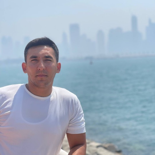 Шухрат Гид в Дубае