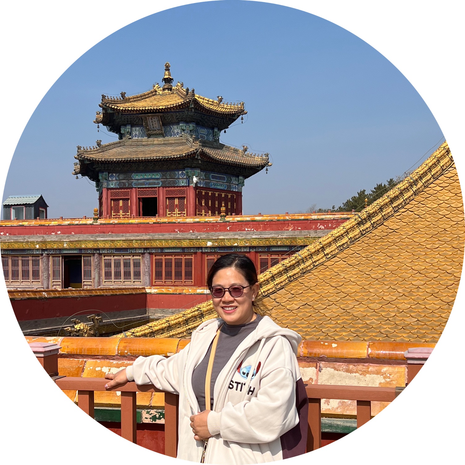 Цзин Русскоговорящий гид и переводчик в Пекине