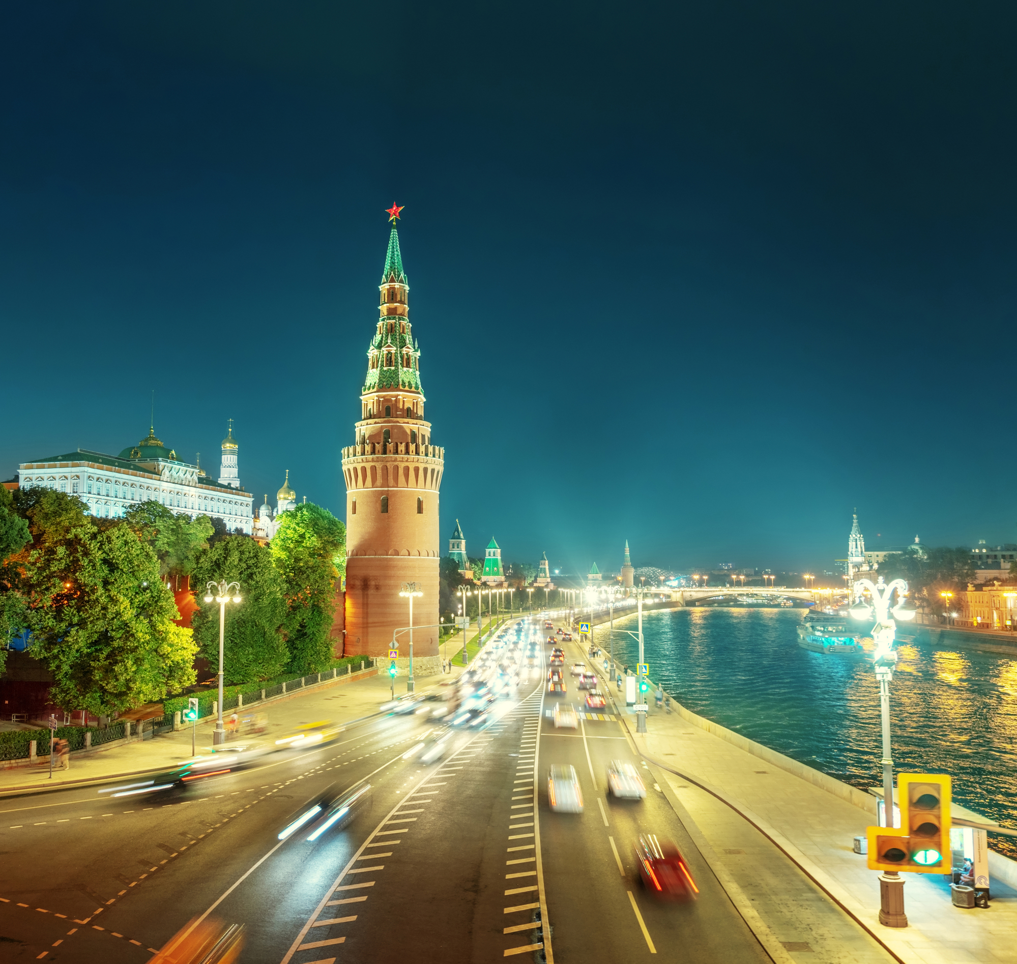 Обзорная вечерняя экскурсия по Москве