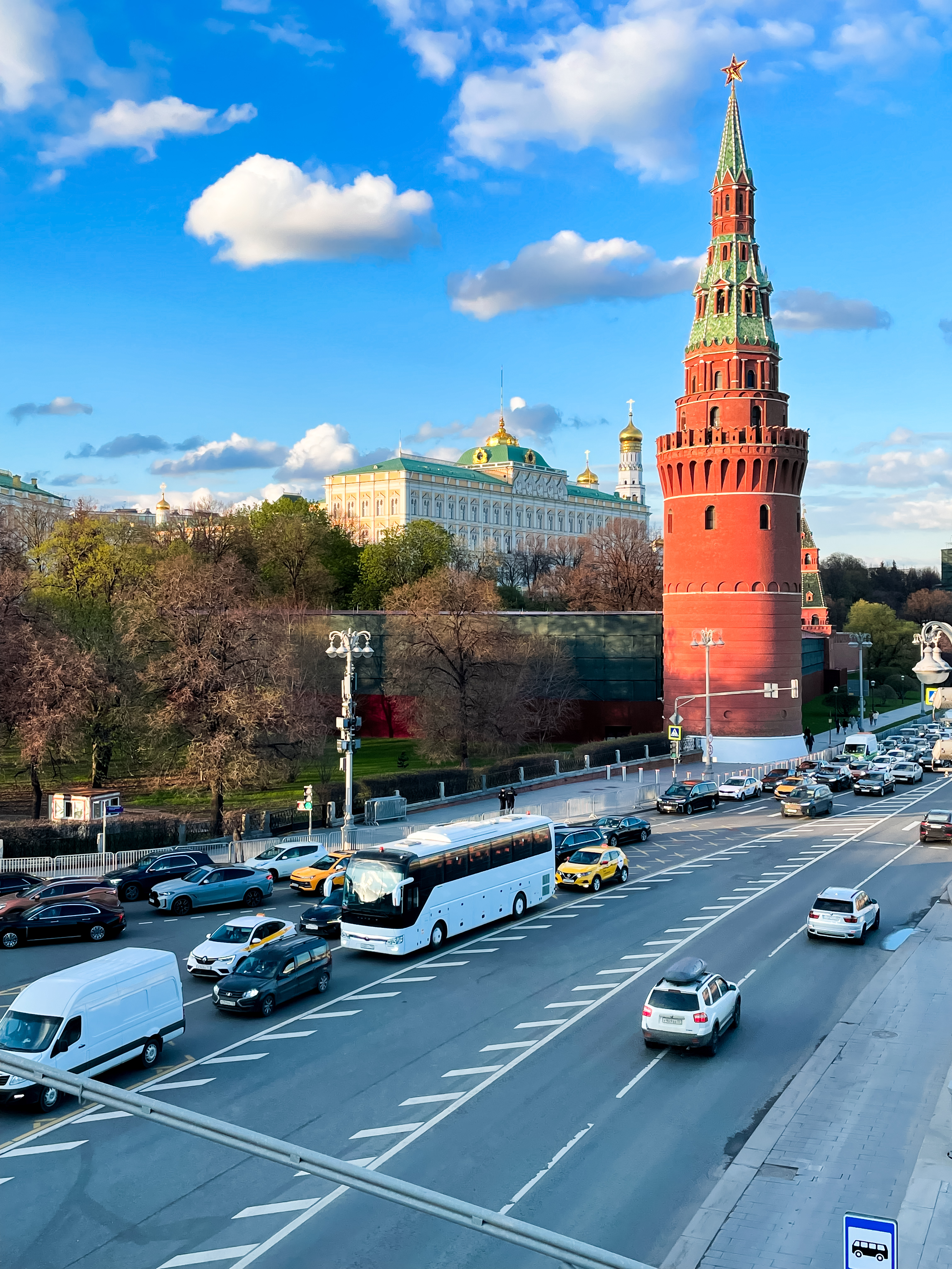 Знакомство с матушкой Москвой. Групповая обзорная экскурсия на автобусе
