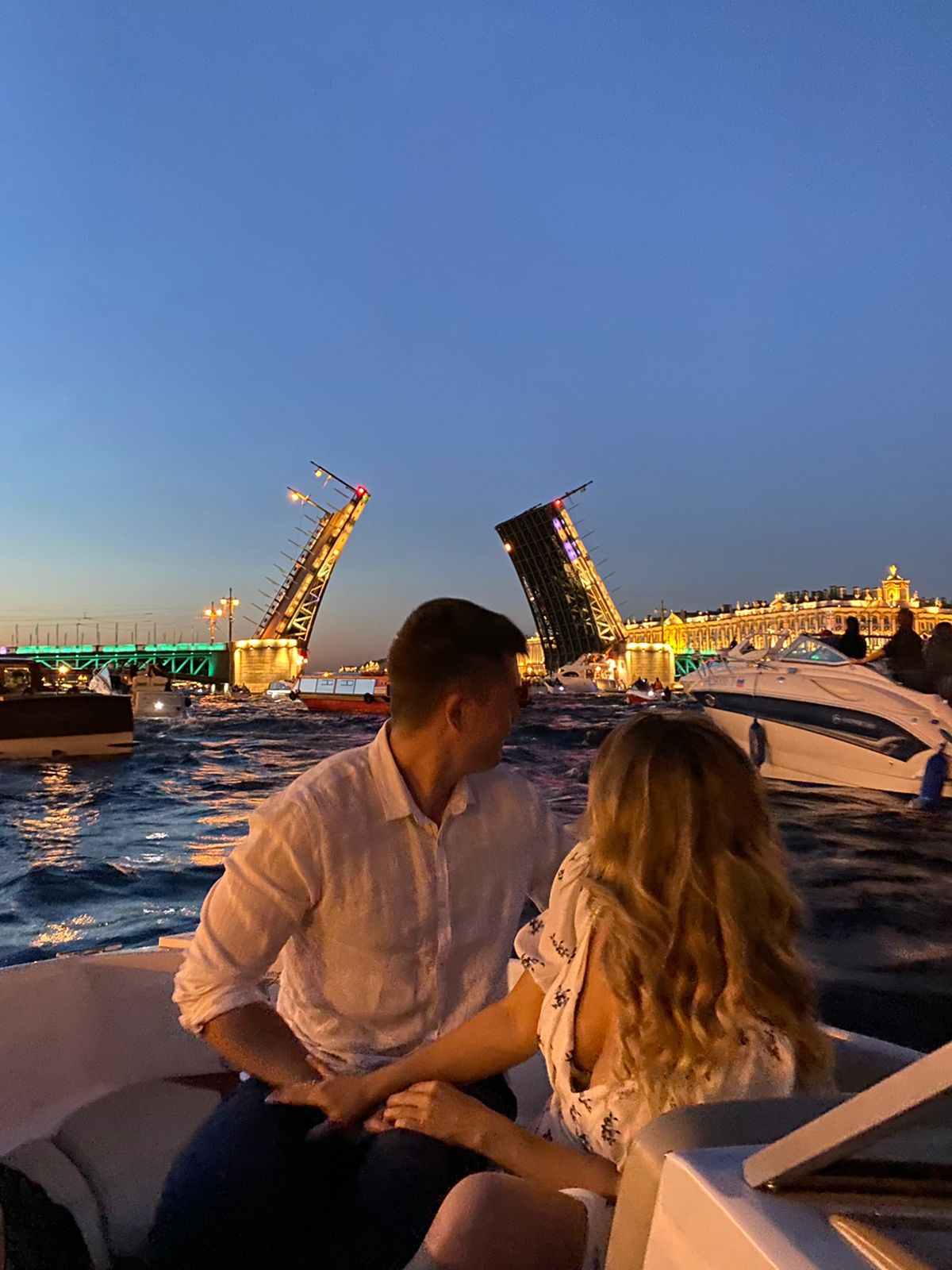 Развод мостов - на катере