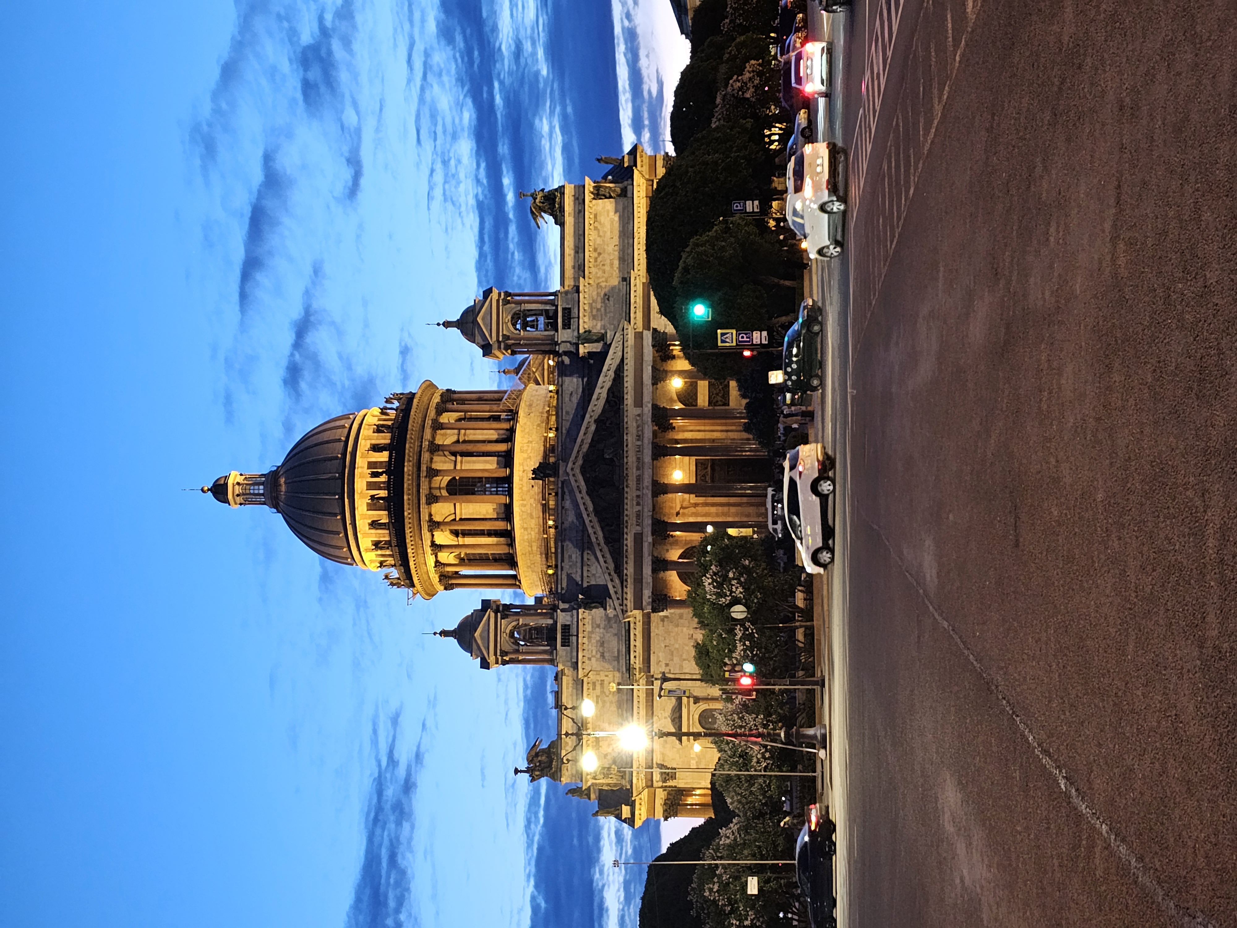 Таинство разводных мостов (в группе)