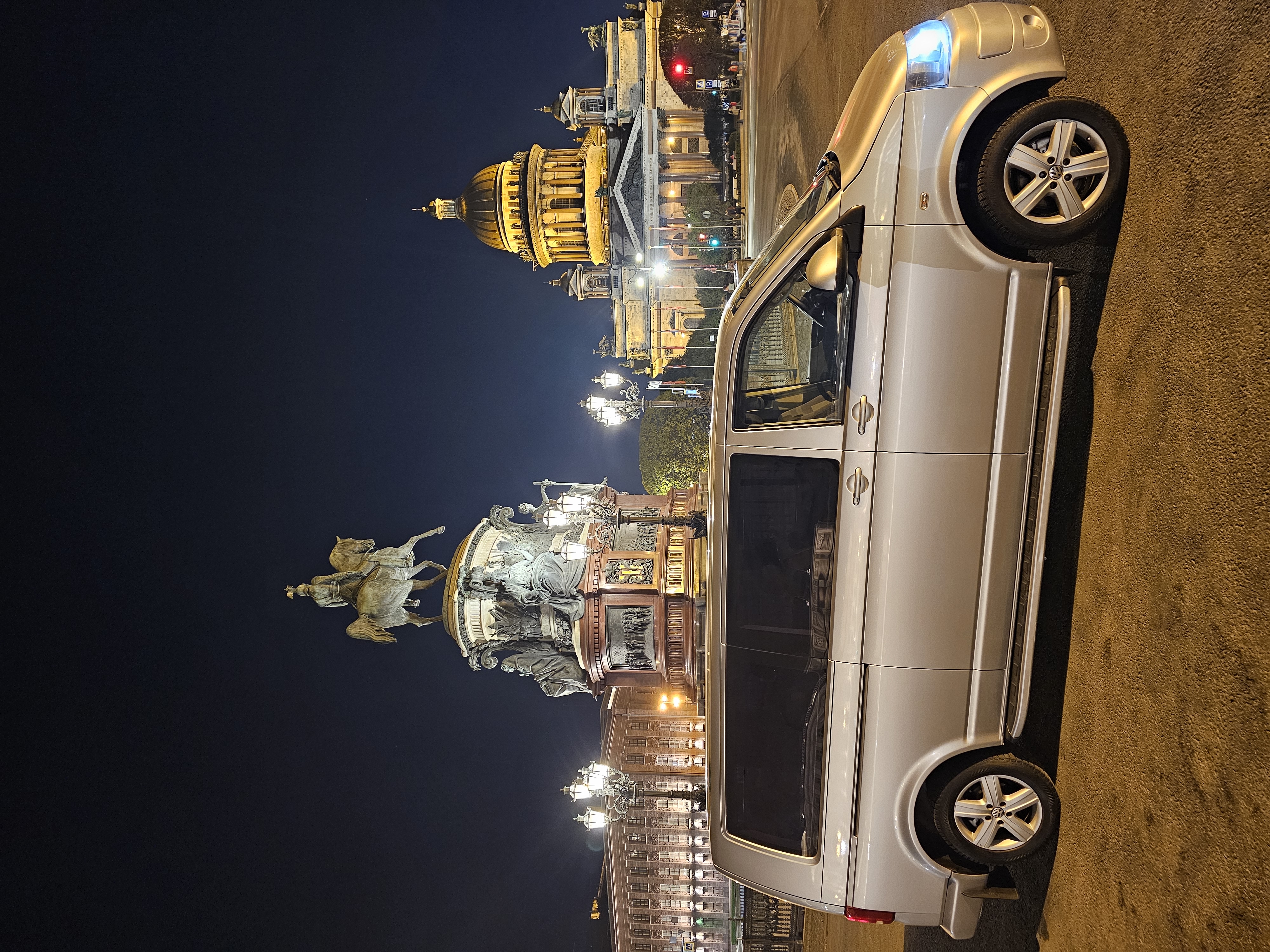 Таинство разводных мостов (в группе)