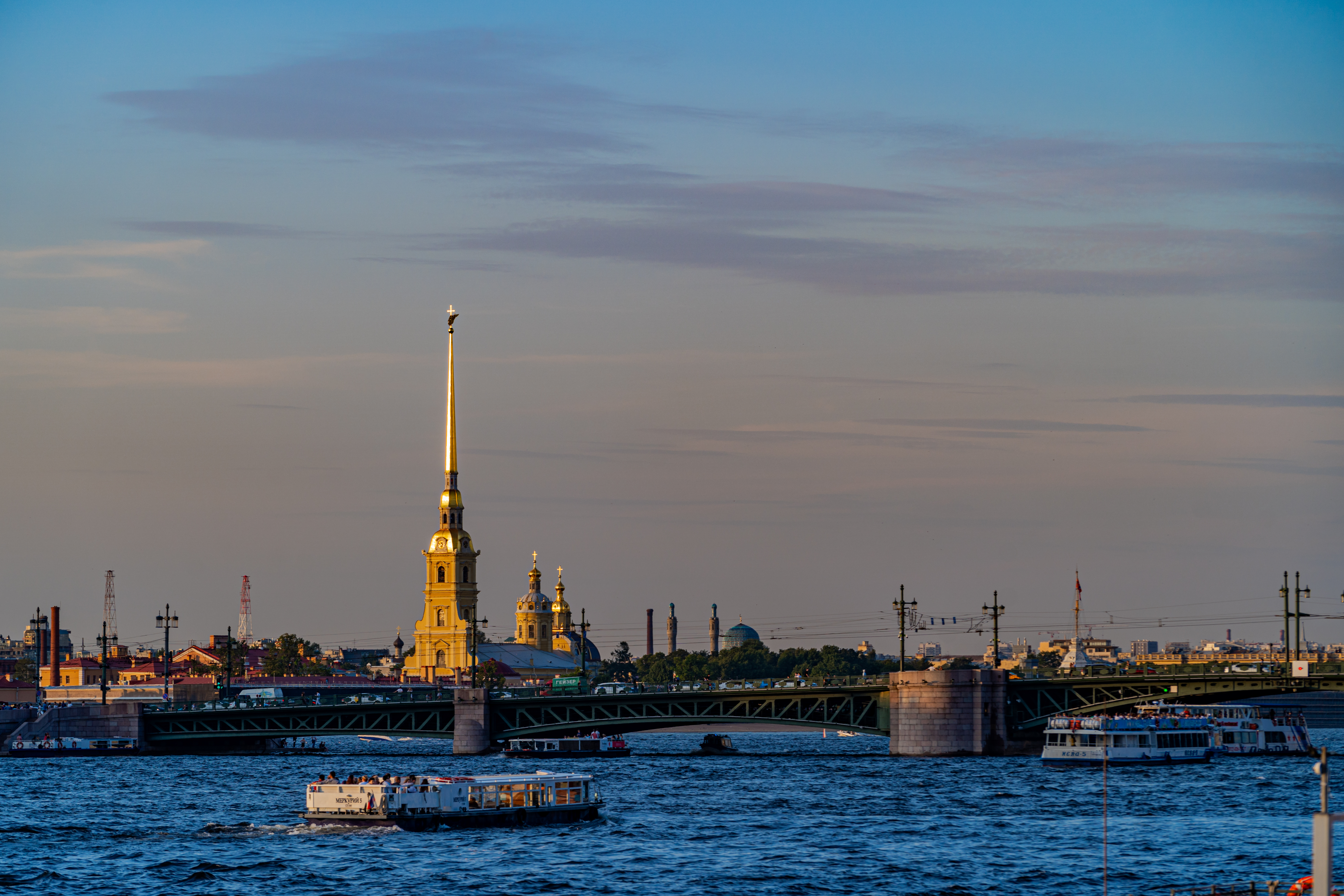Петербург после заката и разводные мосты