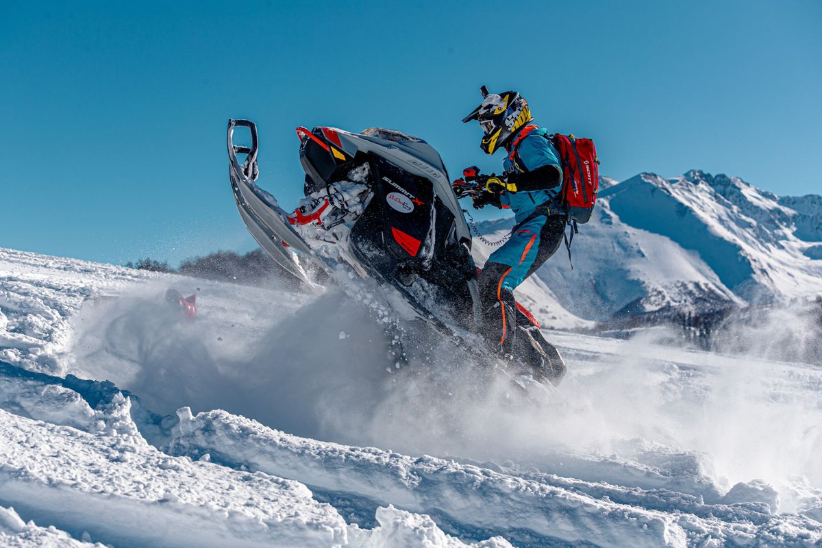 Школа снегоходного катания для профессионалов: 3 дня практики в горах (8/8)