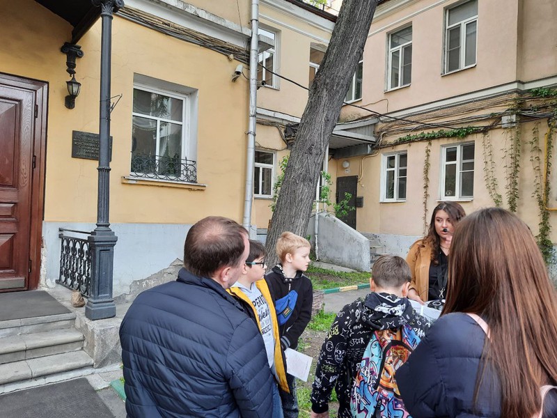 Квест для детей и их родителей «Традиции московской благотворительности» (6/8)