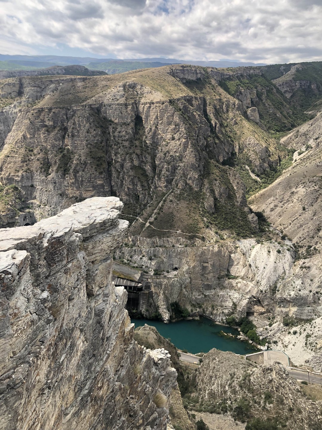 Бархан дагестан. Сулакский каньон экскурсии. Сулакский каньон бархан сарыкум. Дербент каньон сулакский фото. Экскурсия на сулакский каньон из дербента.