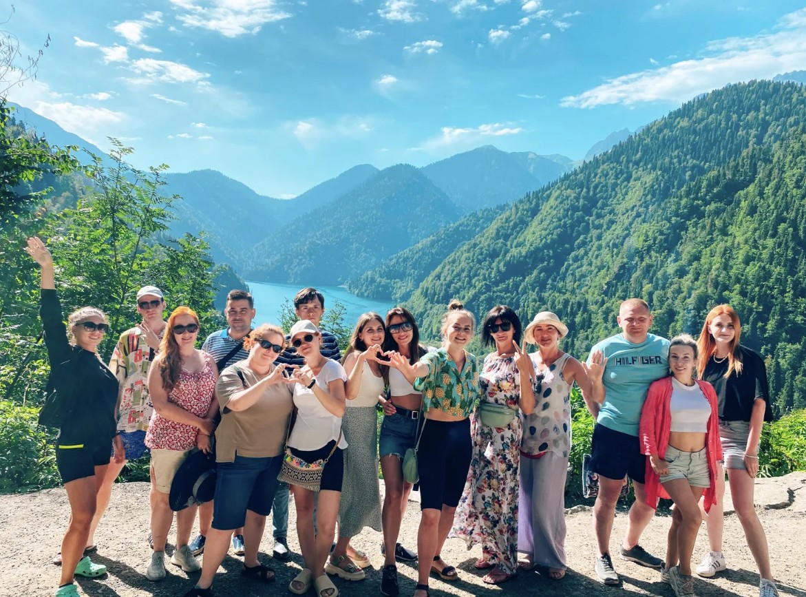 Рица тур абхазия. Тур в абхазию 2024. Озеро рица абхазия. Поездка в абхазию 2025. Пицунда абхазия море 2022.