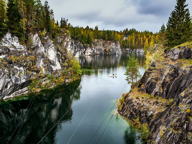 Групповая экскурсия в горный парк Рускеала (6/18)
