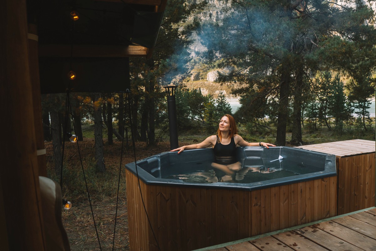 Релакс-тур на Алтае: отдых в глэмпинге на горной реке (3/7)