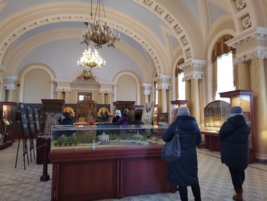 Фото 2 - Экскурсия: "Групповая экскурсия по церковным музеям Александро-Невской Лавры" Фото 2 - Экскурсия: "Групповая экскурсия по церковным музеям Александро-Невской Лавры"