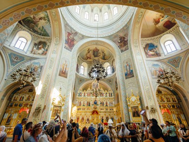 Фото - Экскурсия: "Свияжск, Успенский монастырь и Храм всех религий" Фото - Экскурсия: "Свияжск, Успенский монастырь и Храм всех религий"