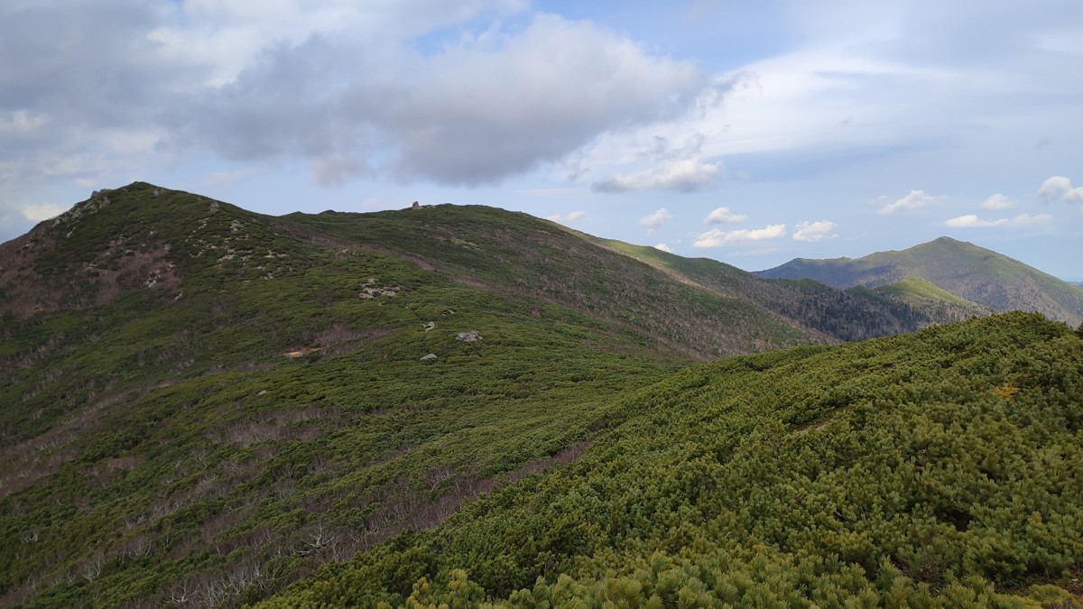 Подъём на пик Чехова: необыкновенный Сахалин с высоты (18/24)