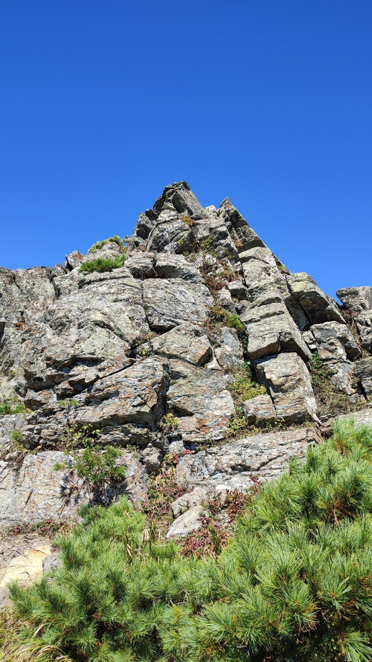 Подъём на пик Чехова: необыкновенный Сахалин с высоты (9/24)