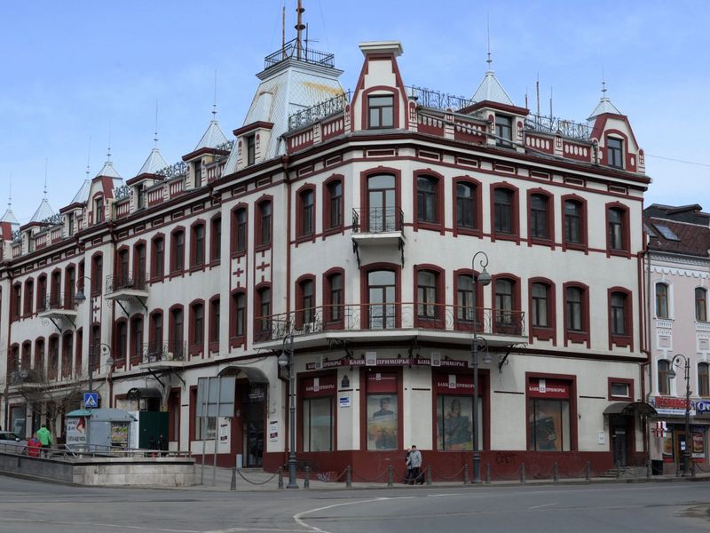 Первые жители Владивостока: иностранцы в городе у моря (7/11)