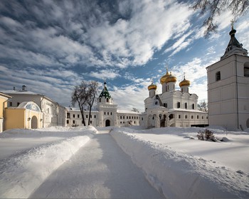 Фото 2 авторского тура - день 1 "«Костромская слобода» и Свято-Троицкий Ипатьевский монастырь" Фото 2 авторского тура - день 1 "«Костромская слобода» и Свято-Троицкий Ипатьевский монастырь"