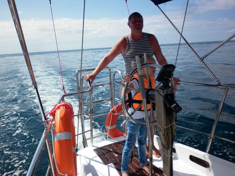 Морская прогулка на парусной яхте (9/10)