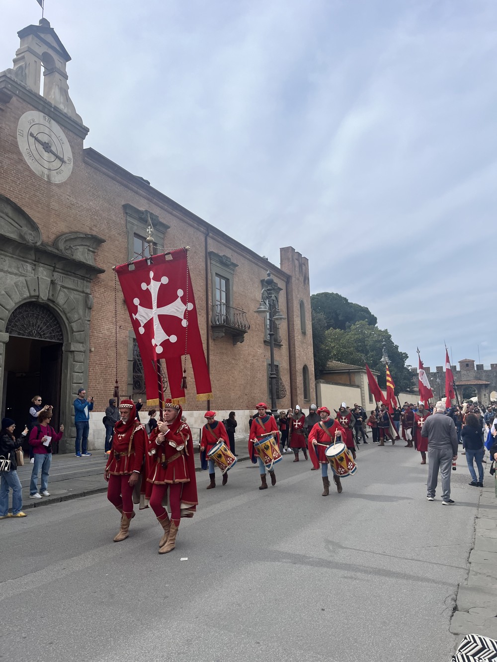 Пиза — это не только падающая башня! (7/25)