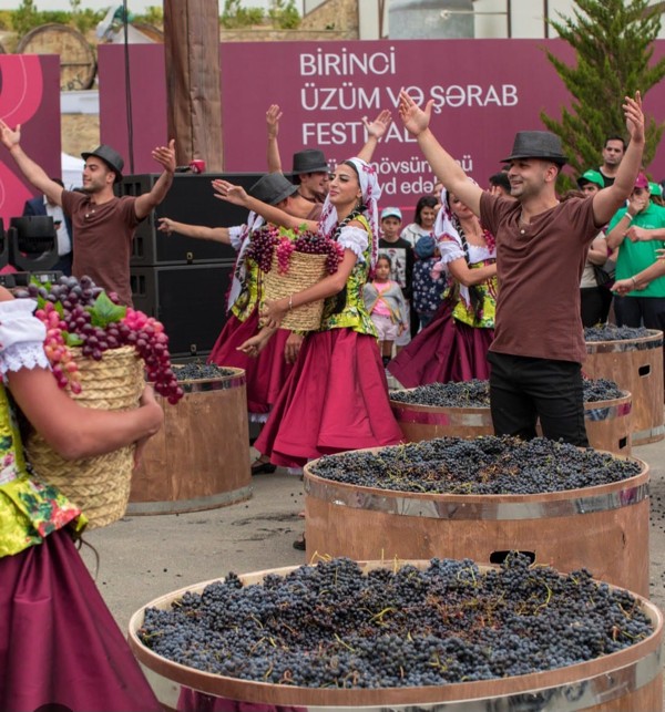 Азербайджан только для вас: индивидуальный тур по Шемахе, Исмаиллы, Шеки и Габале (12/13)