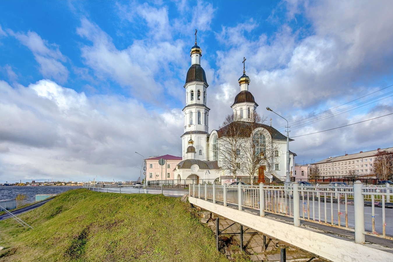 Церковь успения пресвятой богородицы архангельск. Архангельский храм архангельск. Церковь успения архангельск. Храм успения пресвятой богородицы архангельск. Церковь успения архангельск.