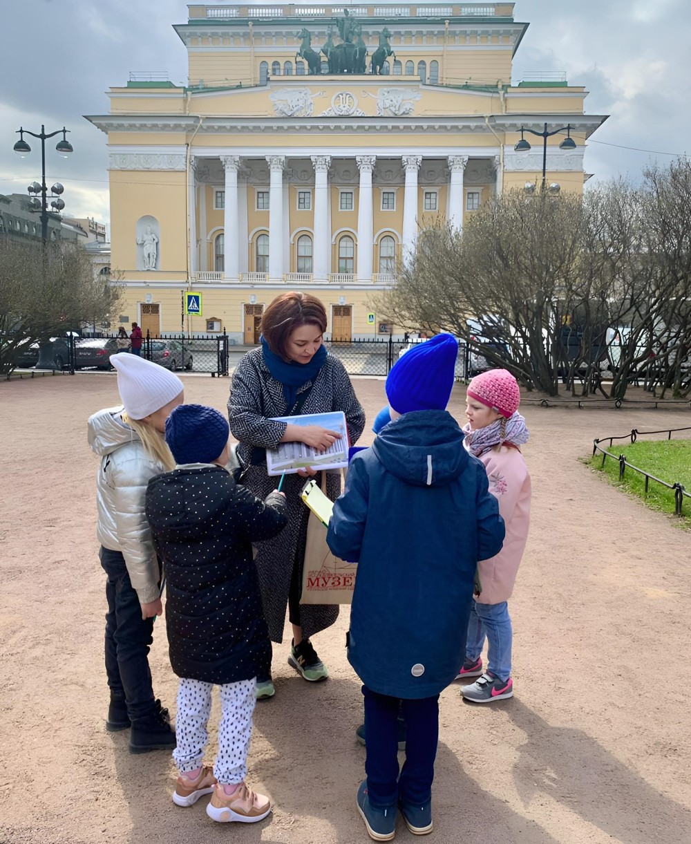 Послания из Древней Греции: знакомство с классицизмом для детей и их родителей (4/6)