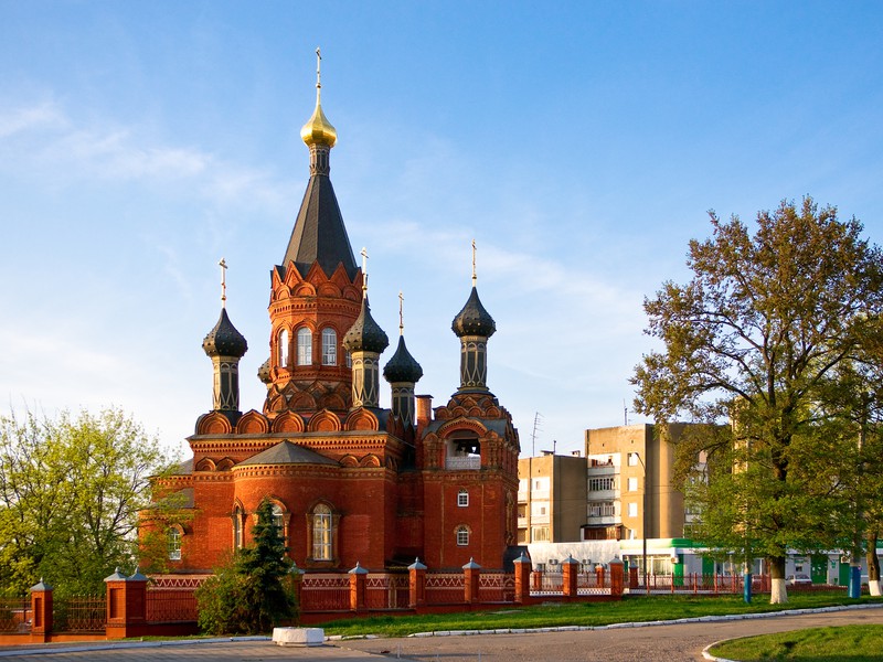 Церкви г брянска. Церковь преображения господня брянск. Спасо-гробовской церкви брянск. Спасо-гробовская церковь. Спасо-гробовской храм брянск фото.