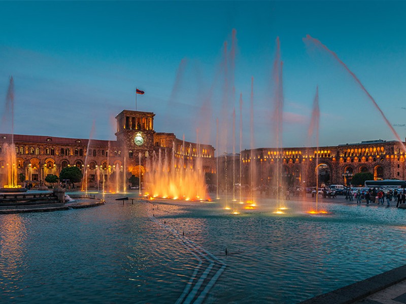 Автобусная экскурсия по Еревану: все грани солнечной столицы (13/14)