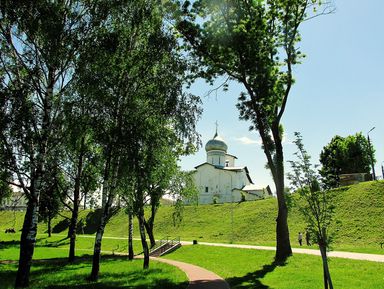 Фото 2 - Экскурсия: "Псковские побасенки: прогулка по непроторенным тропам" Фото 2 - Экскурсия: "Псковские побасенки: прогулка по непроторенным тропам"