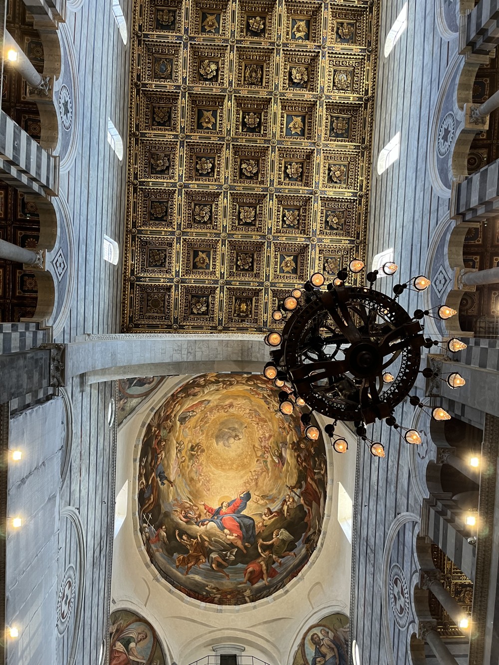 Пиза — это не только падающая башня! (15/25)