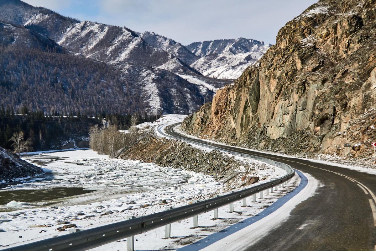 И уносит меня, и уносит меня в звенящий снежный Алтай (9/10)