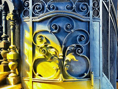 Фото - Экскурсия: "Вокруг Пяти Углов: экскурсия по доходным домам" Фото - Экскурсия: "Вокруг Пяти Углов: экскурсия по доходным домам"