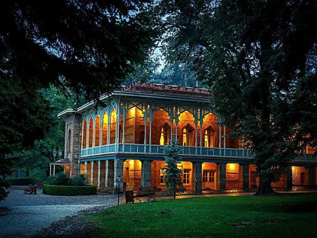 Грузия чавчавадзе. Цинандали грузия. Усадьба князей чавчавадзе в цинандали. Усадьба цинандали. Усадьба цинандали кахетия.