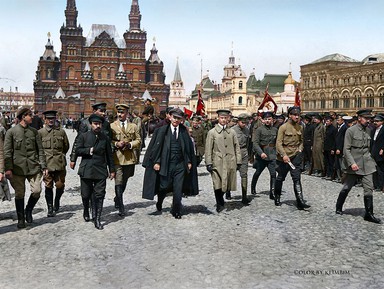 Фото 3 - Экскурсия: "Красная Москва: экскурсия со специалистом по марксизму-ленинизму и научному коммунизму" Фото 3 - Экскурсия: "Красная Москва: экскурсия со специалистом по марксизму-ленинизму и научному коммунизму"