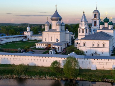 Фото 3 - Экскурсия: "В древний Переславль-Залесский: архитектура, история и святые места" Фото 3 - Экскурсия: "В древний Переславль-Залесский: архитектура, история и святые места"